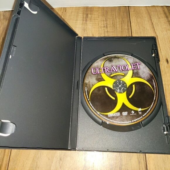 Ultraviolet (Unrated, Extended Cut) DVD, Ryan Martin, Digger Mesch, Kieran O'Ror - Picture 4 of 4
